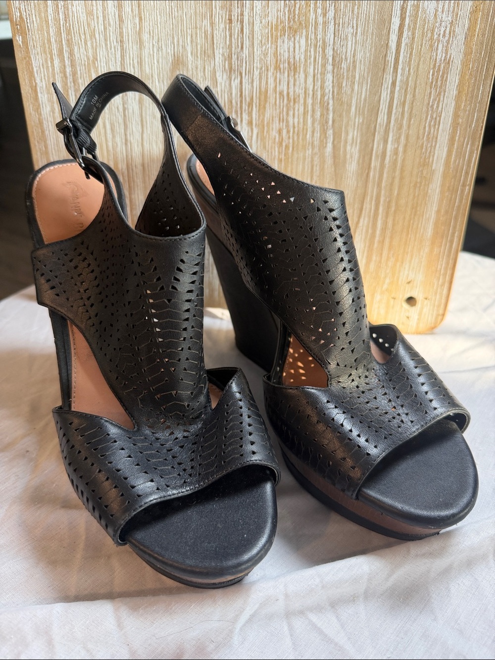 Gianni Bini Black Perforated Platform Slingback Heels
